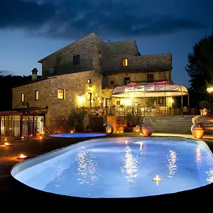  Lantgård Il Castelluccio Country Restaurant & Italien